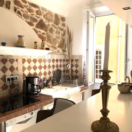 Appartement De Charme Au Coeur De Saint-Tropez Esterno foto