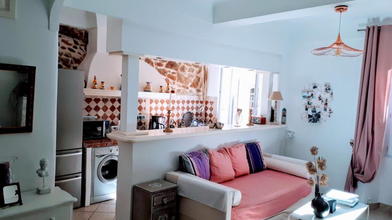 Appartement De Charme Au Coeur De Saint-Tropez Esterno foto
