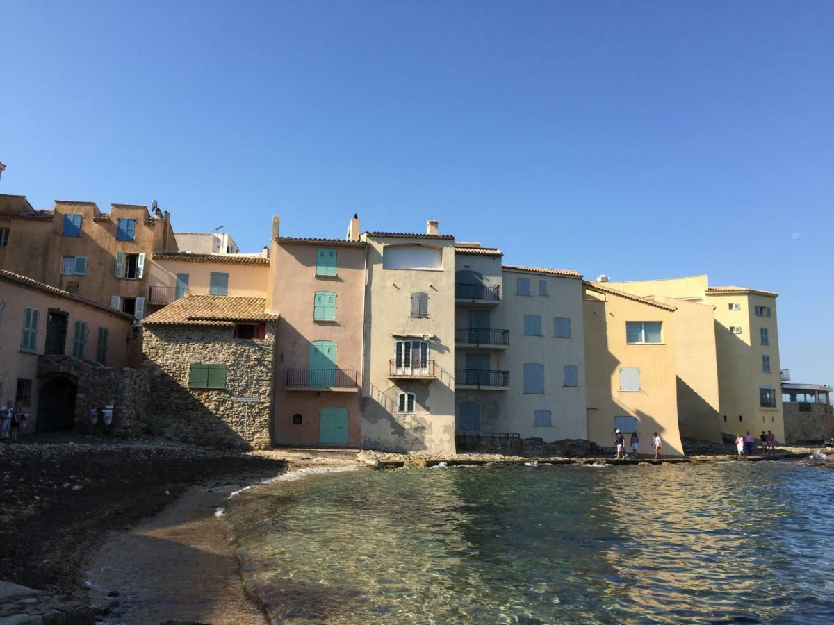 Appartement De Charme Au Coeur De Saint-Tropez Esterno foto