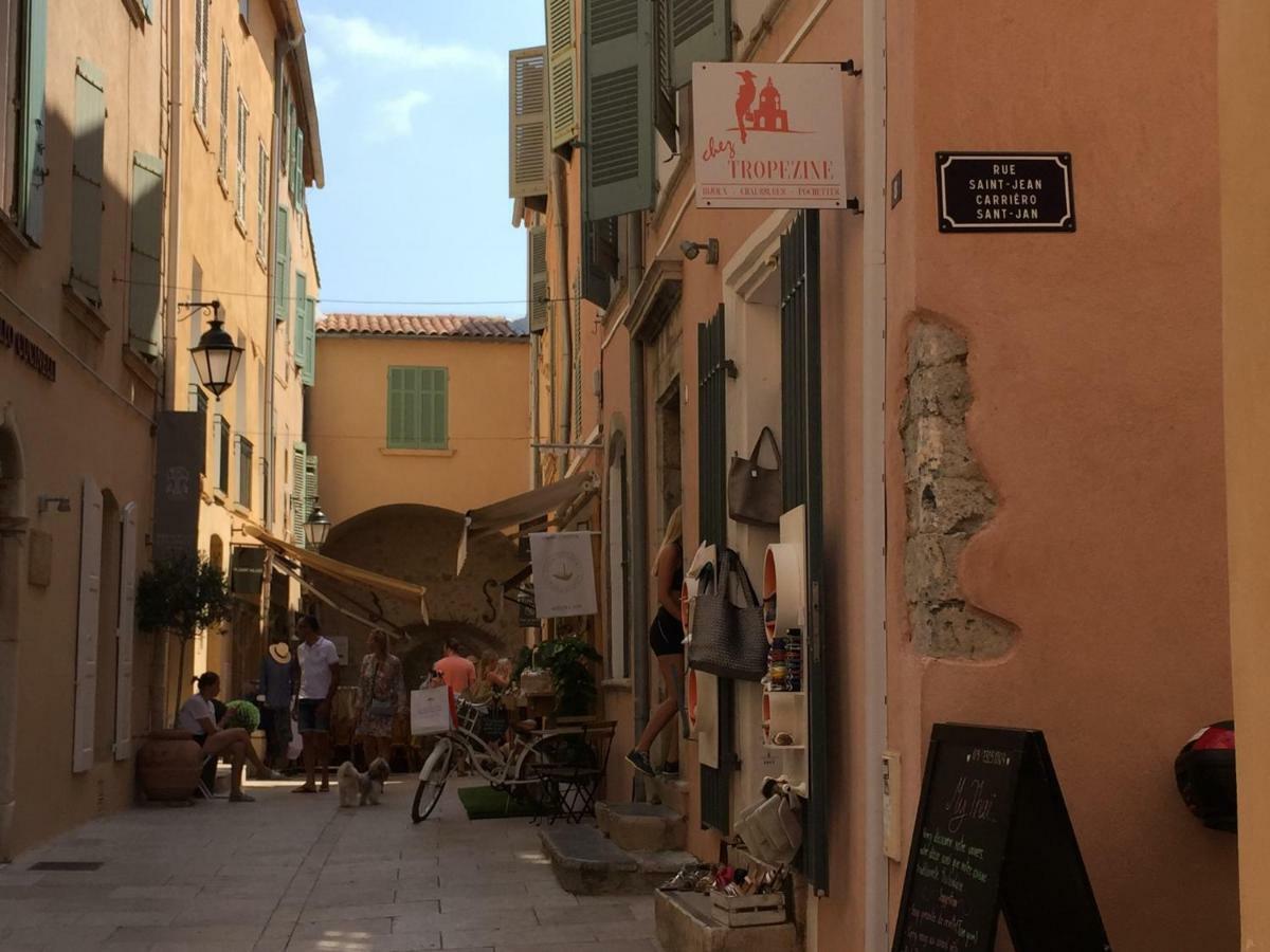 Appartement De Charme Au Coeur De Saint-Tropez Esterno foto