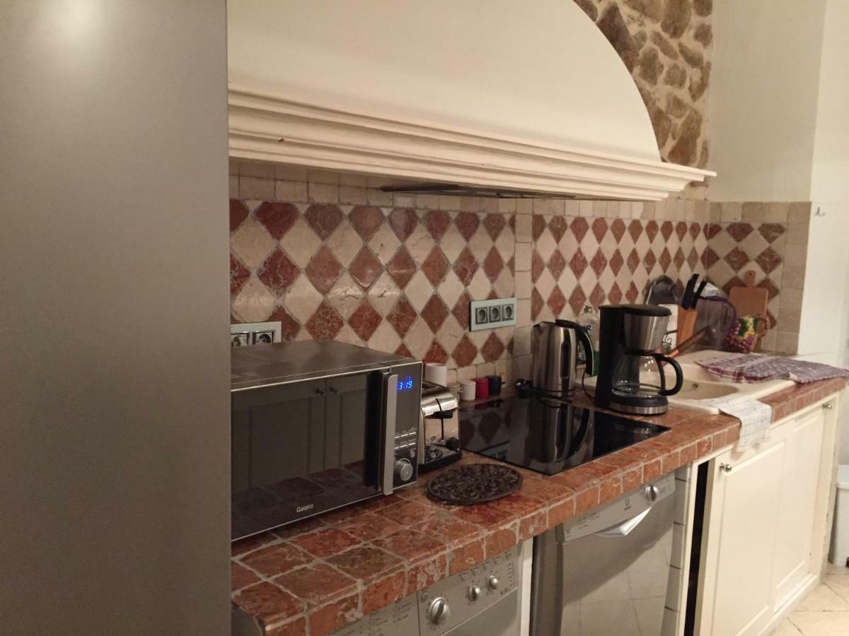 Appartement De Charme Au Coeur De Saint-Tropez Esterno foto